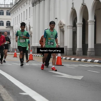 Runner Photo 8537431