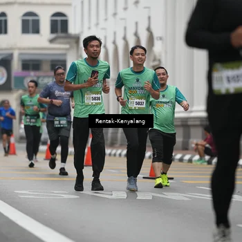 Runner Photo 8537549