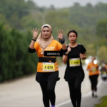 Runner Photo 8537624