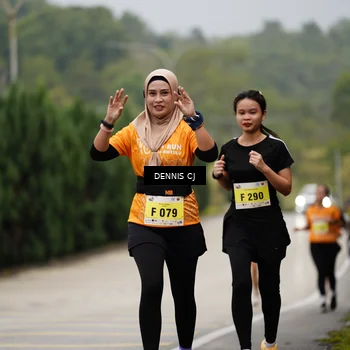 Runner Photo 8537641