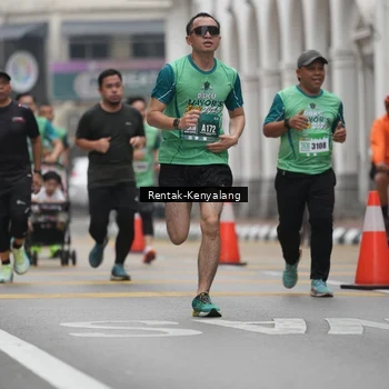 Runner Photo 8537662