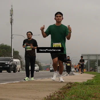 Runner Photo 8537805