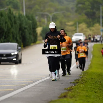 Runner Photo 8537858