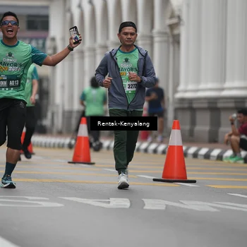 Runner Photo 8537866
