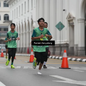 Runner Photo 8538023