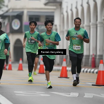 Runner Photo 8538024