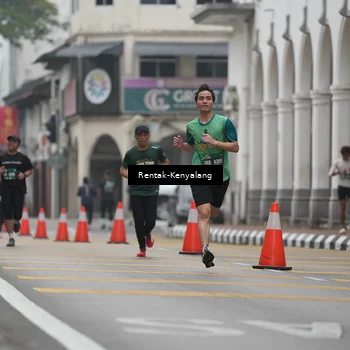 Runner Photo 8538071