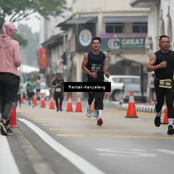 Runner Photo 8538250