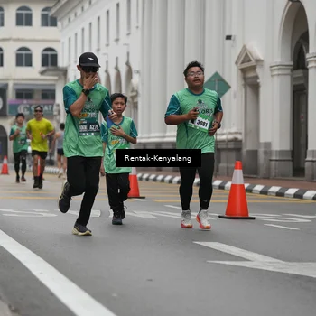 Runner Photo 8538302