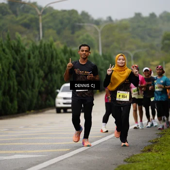 Runner Photo 8538663