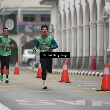 Runner Photo 8538684