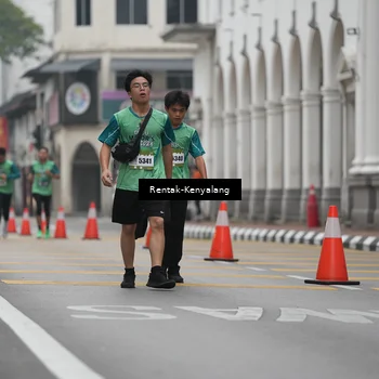 Runner Photo 8538690