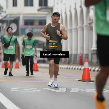 Runner Photo 8538696