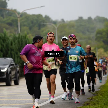 Runner Photo 8538716