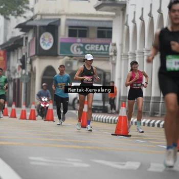 Runner Photo 8538750
