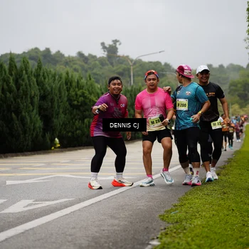 Runner Photo 8538756