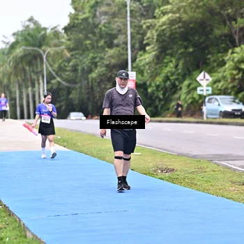 Runner Photo 8538759