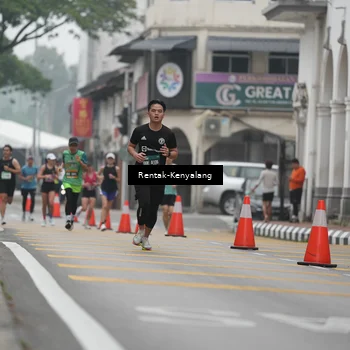 Runner Photo 8538769