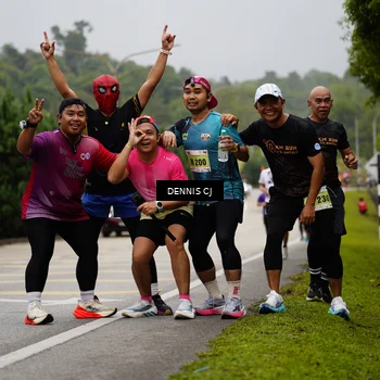 Runner Photo 8538801