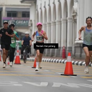 Runner Photo 8538813