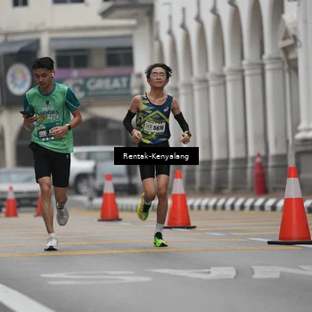 Runner Photo 8538893