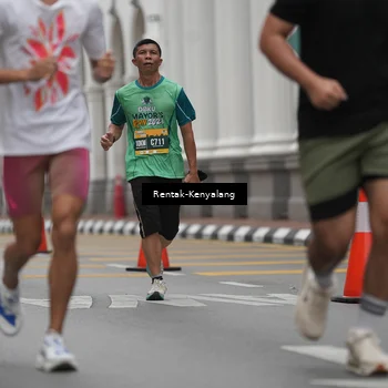 Runner Photo 8538925