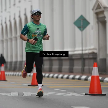 Runner Photo 8538946