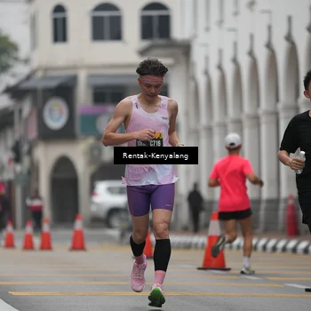 Runner Photo 8539028