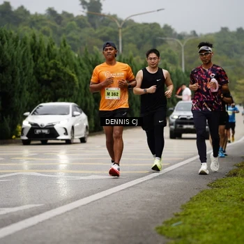 Runner Photo 8539038