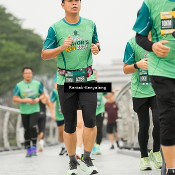 Runner Photo 8539144