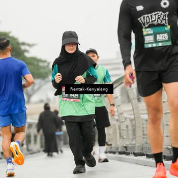 Runner Photo 8539216