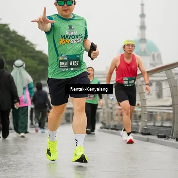 Runner Photo 8539313