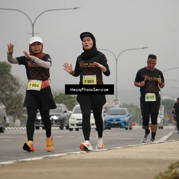 Runner Photo 8539315
