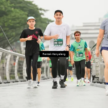 Runner Photo 8539320
