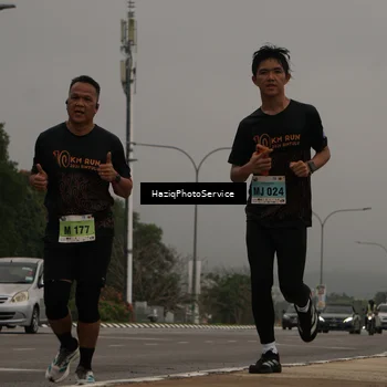 Runner Photo 8539361