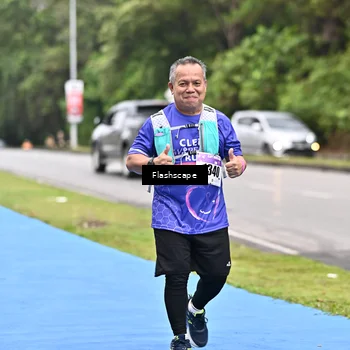 Runner Photo 8539376