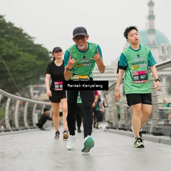 Runner Photo 8539403