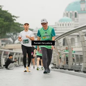 Runner Photo 8539411