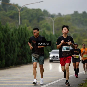 Runner Photo 8539852