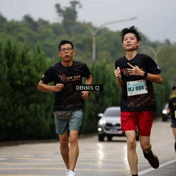 Runner Photo 8539884