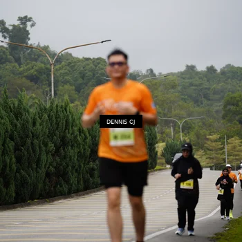 Runner Photo 8539943