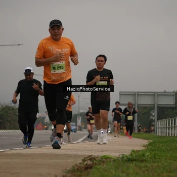 Runner Photo 8539989