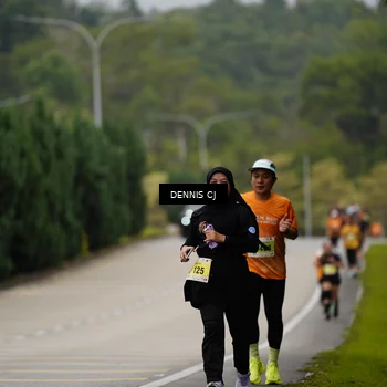 Runner Photo 8540020