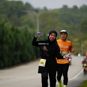 Runner Photo 8540038