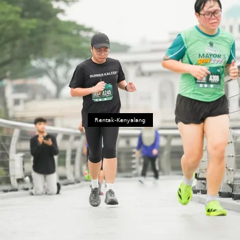 Runner Photo 8540039