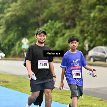 Runner Photo 8540058