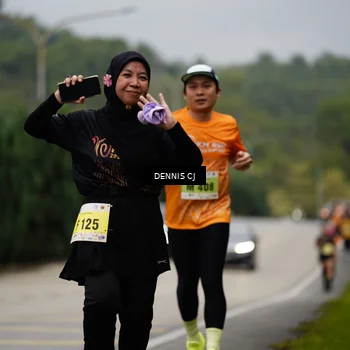Runner Photo 8540061