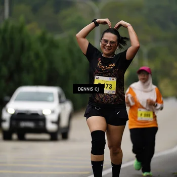 Runner Photo 8540100