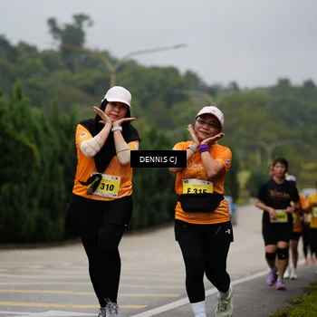 Runner Photo 8540239