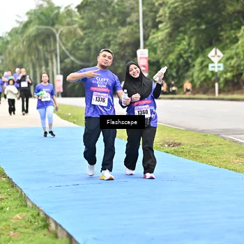 Runner Photo 8540452